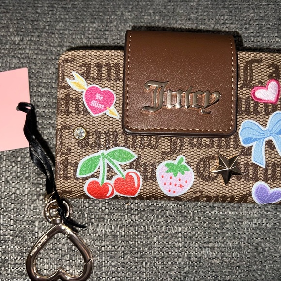 Juicy Couture Charm wallet - Picture 3 of 6